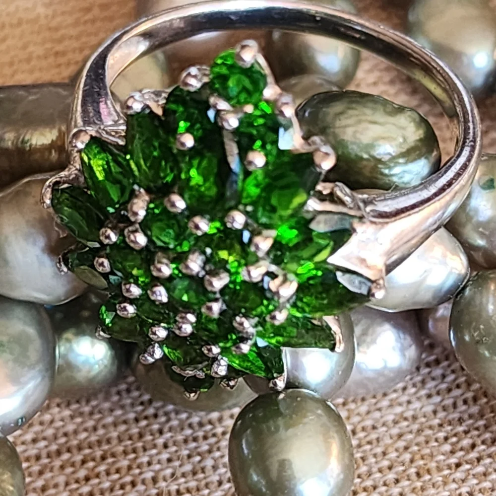 Emerald Green Crystal Cluster Ring - Women Jewelry